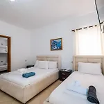 Blue Bay Hotel